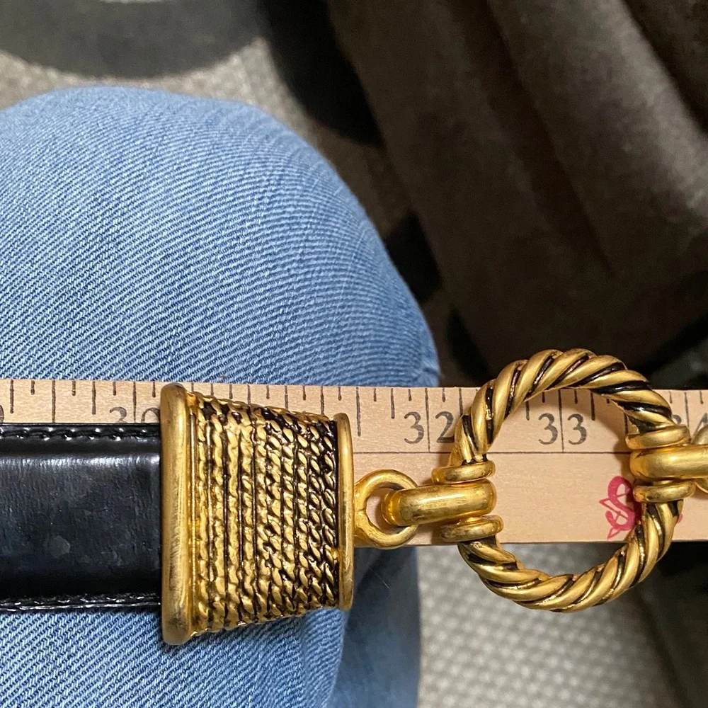Elegant Gold and Black Women's Belt